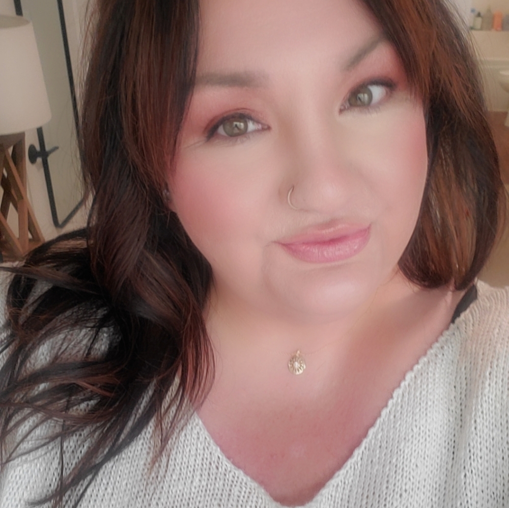 Meet your Posher, Janelle